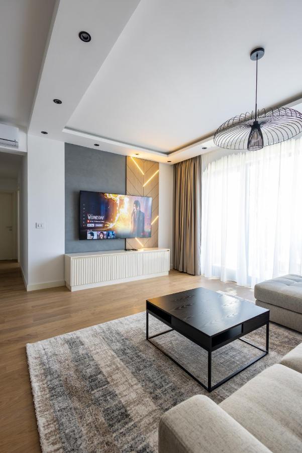 Terra Luxe Residences Sajmiste Buitenkant foto