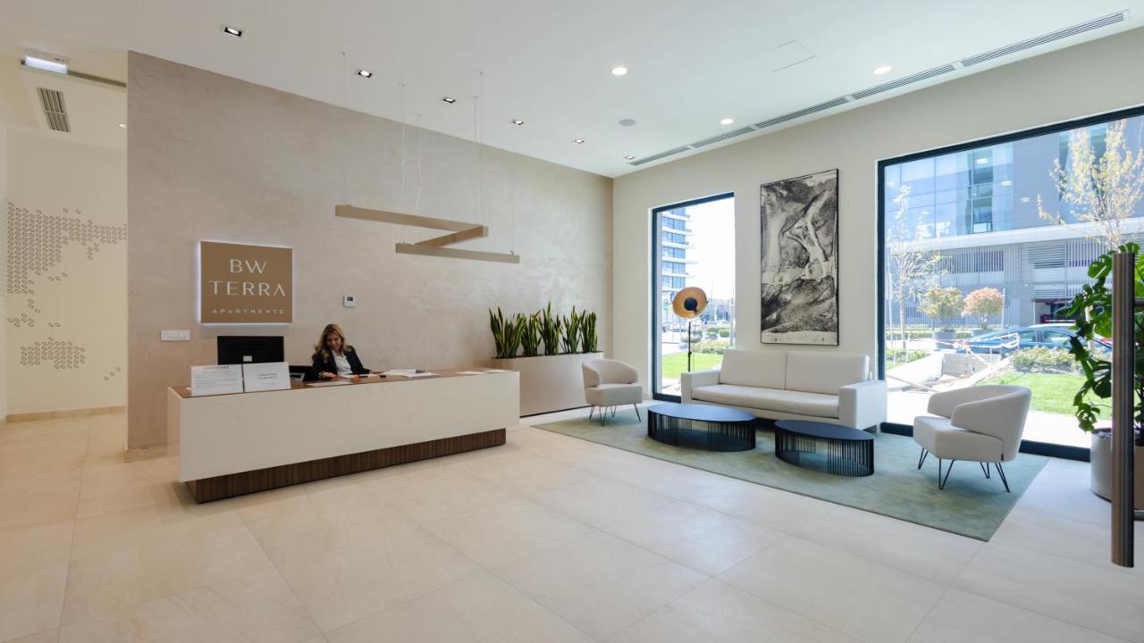 Terra Luxe Residences Sajmiste Buitenkant foto